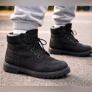 Timberland - Unisex (Junior) size 4M Premium Waterproof Boots